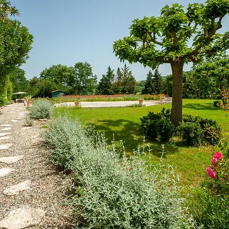 Domaine De Cascaret - Sleeps 10