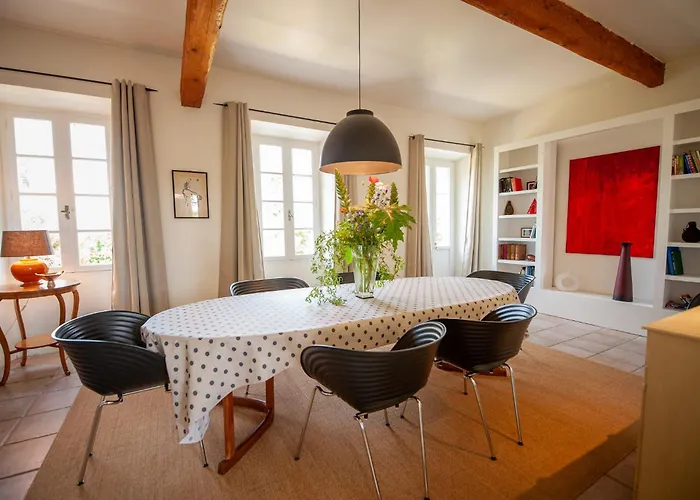 Villa Domaine De Cascaret - Sleeps 10