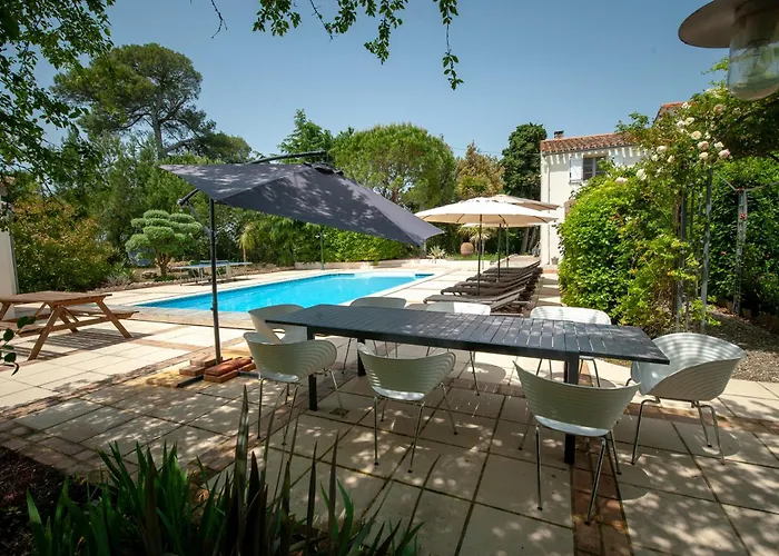 Domaine De Cascaret - Sleeps 10 Villa *