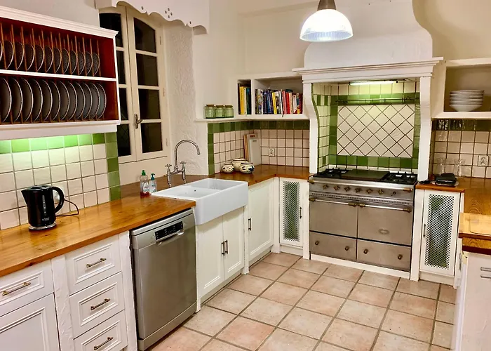 Villa Domaine De Cascaret - Sleeps 10