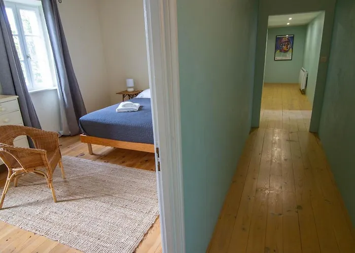 Villa Domaine De Cascaret - Sleeps 10 Montréal