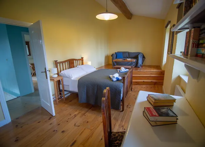 Villa Domaine De Cascaret - Sleeps 10 *